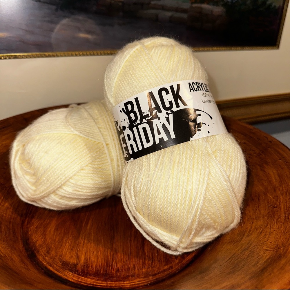 Black Friday ‘Ivory’ Acrylic XL Limited Edition Yarn (2 skeins)